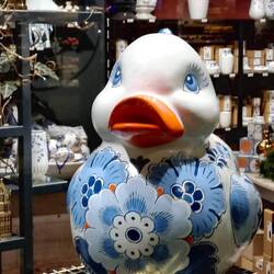 Delft crockery store