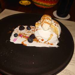 Desert to die for, Suspiro de Limeña with Meringue with cinnamon ice cream