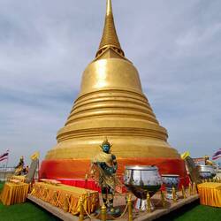 Chedi des War Saket
