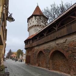 Carpenters' Tower and old city wall