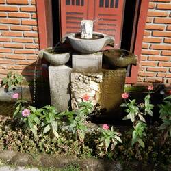 On the way to Bintang Supermarket.