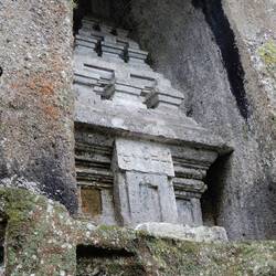 The candi at Gunong Kawi.