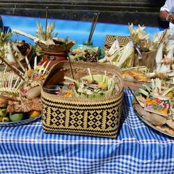 Offerings, Tirta Empul.