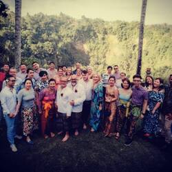The wedding party.