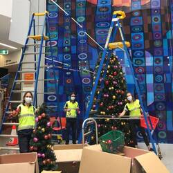 Beim Aufbau im Krankenhaus