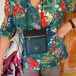 ....und einen Brustbeutel. Sicher ist sicher!