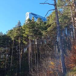 Sprungschanze, dort wollen wir hin.