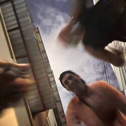 Jans Foto Idee. Er legt seine Handy hin. Timer 3sec. Er sagt jetzt man muss reagieren. Das Ergebnis