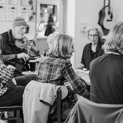 Music in the hostel / Musik im Hostel