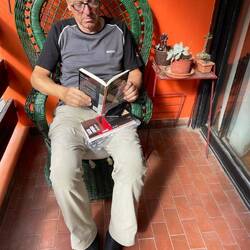 Lesezeit auf dem Balkon...