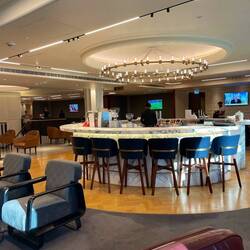 QANTAS Business Lounge