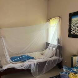 My improvised mosquito net hanging 😅 - more to prevent the frogs and geckos for coming into my bed