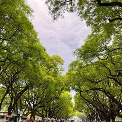 Um 16 Uhr ist im Stadion noch wenig los. Das Konzert beginnt um 21.30 Uhr.