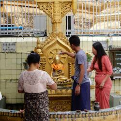Devotees paying respects, Botahtaung Pagoda.
