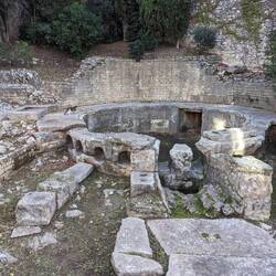 Castellum Aquae used for water distribution to 7 areas of nimes