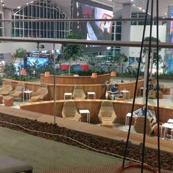 IGA Lounge
