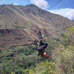 Verkehrte Welt beim Zip-Lining