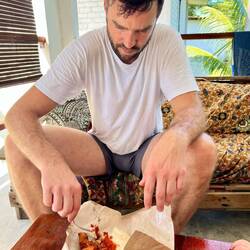 Und auch der Reis war richtig sticky und gut! Die scharfe Soße konnte man sich selbst drübertun.