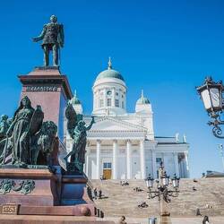 𝑨𝒍𝒆𝒔𝒔𝒂𝒏𝒅𝒓𝒐 𝑰𝑰, 𝒑𝒆𝒓 𝒊 𝑭𝒊𝒏𝒍𝒂𝒏𝒅𝒆𝒔𝒊 "𝒍𝒐 𝒛𝒂𝒓 𝒃𝒖𝒐𝒏𝒐".