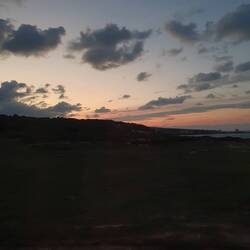 Ein Tag voller Eindrücke verabschiedet sich.