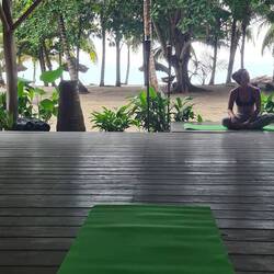 yoga am strand