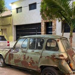 Der Renault 4 wird demnächst auf der Strasse zu sehen sein!