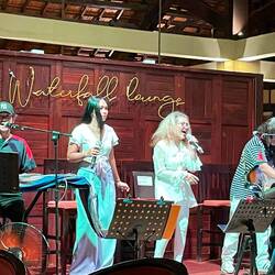 Die Band in Hotel Pandanus