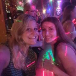 Wir sind dann doch nochmal in die Tiger Bar 😅