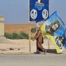 Shia Pilgrim walking to Kerbala