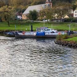 Ferry across the Main River