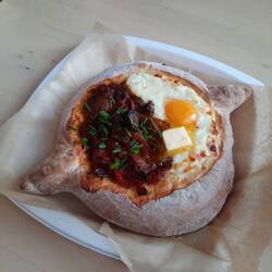 Khachapuri