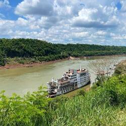 Das war einmal ein Fluss-Kreuzfahrtschiff!