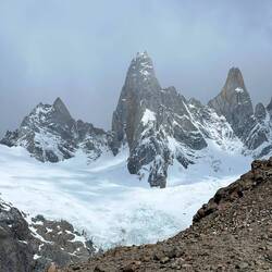 Fitzroy est là, derrière les nuages...