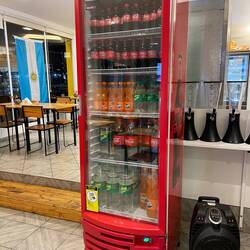 Wenig Argentinier trinken Wasser. Süsse Getränke sind der Hit! Die Waage zeigt es an!