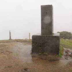 ...geilste Aussicht....zum Glück regnet und stürmt es, könnte ja sonst jeder...