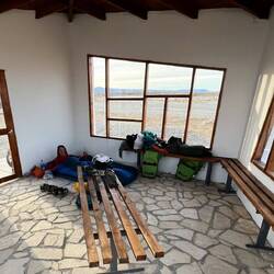 Le refuge public. On aune vue à 360 degrés et le wifi, mais ni courant ni éclairage