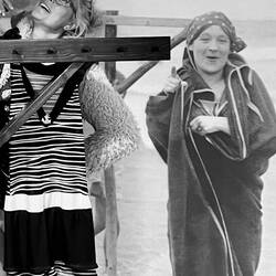 Spanische Bademode im 19 Jahrhundert