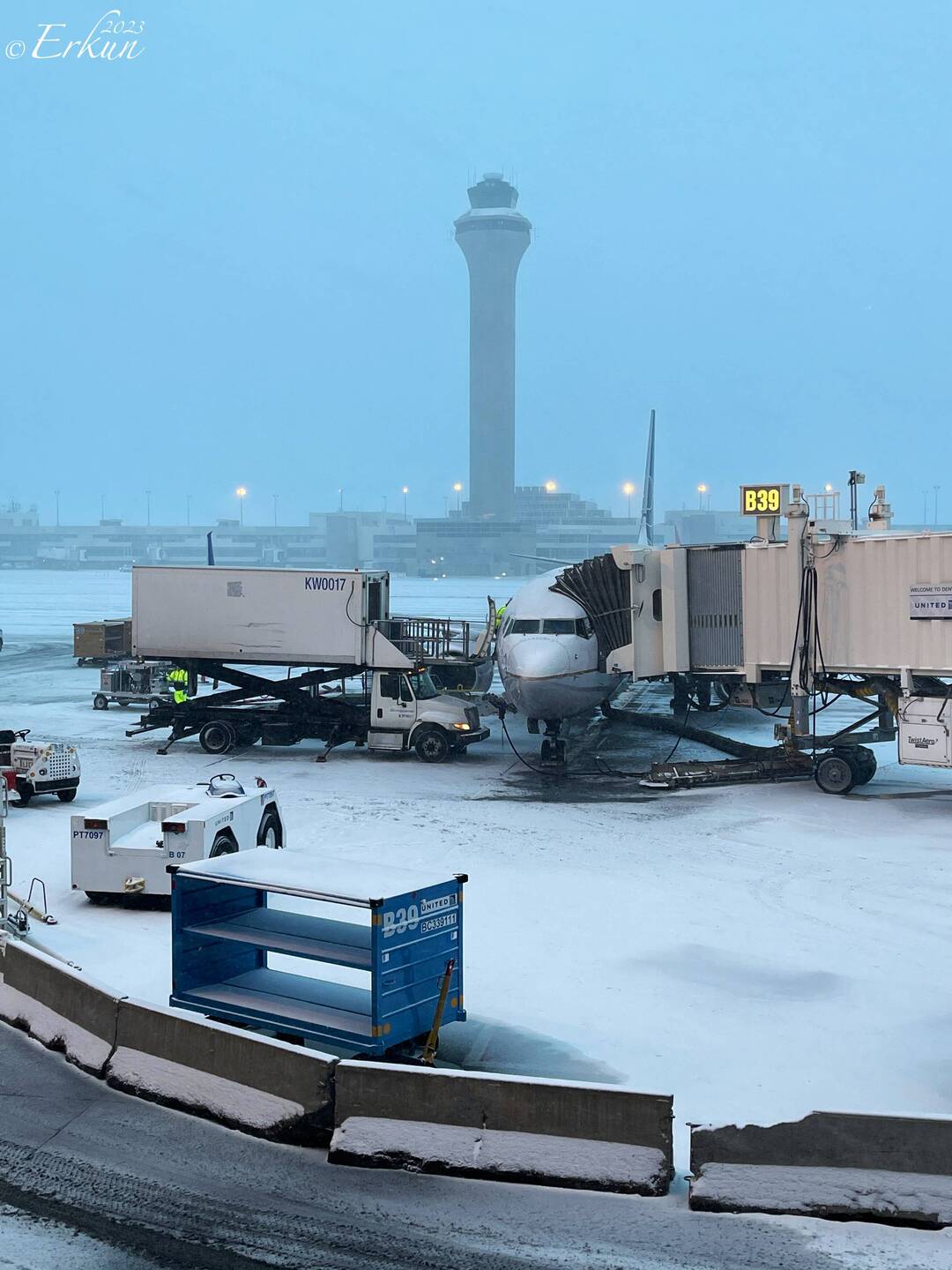 This B737-900 is our chariot to Miami — @ DEN ... Denver, CO.