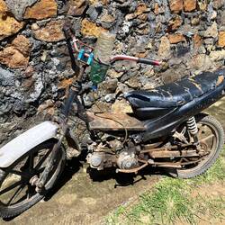 Indonesian people get very creative if they have scooter problems