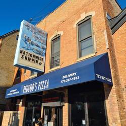 Leckere Deep Dish Pizza