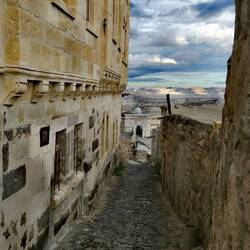 A lot of small alleys!