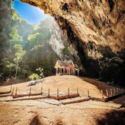 Geschafft! Der Tempel steht noch im Licht.