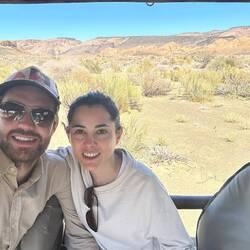 Together into the canyon, in the Safari 4x4