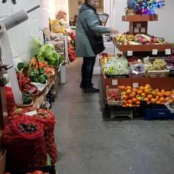 ...Ulli beim Smoothie-Obst-Einkauf