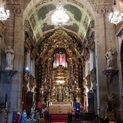 Und ihr Kind auch in Gold und Barock