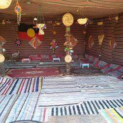 We weretge only people eating here.