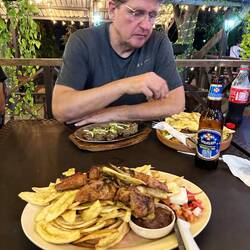 Das sind Bananenchips von grünen Bananen