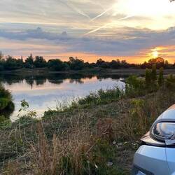 Stellplatz direkt an der Elbe