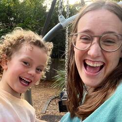 Da wurde wohl wer gekitzelt haha