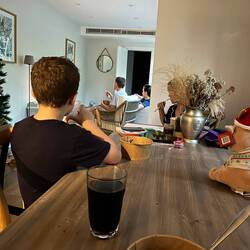 Abendessen + Film gucken